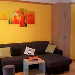 Haus Elena Am Semmering 아파트 슈타인하우스암세머링