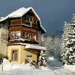 Haus Elena Am Semmering Apartment