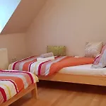 Haus Elena Am Semmering 슈타인하우스암세머링