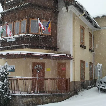 公寓 赛美瑞豪斯爱娜姆公寓 *