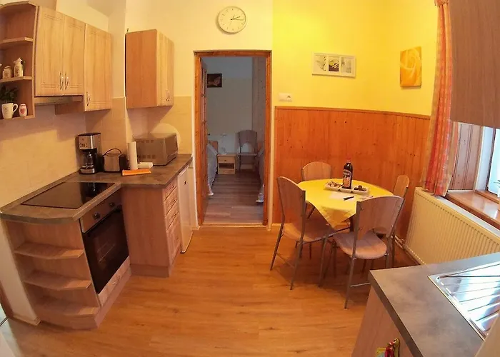 Haus Elena Am Semmering * Steinhaus am Semmering